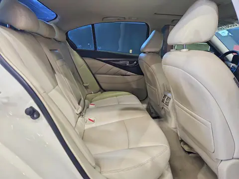 2018 Infiniti Q50 VIN JN1EV7AP2JM362100 фото 10