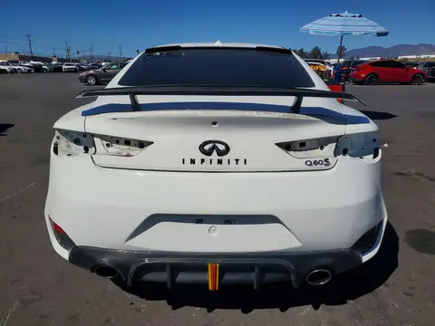 JN1EV7EK3JM341593 — 2018 Infiniti Q60, фото 6 с аукциона Copart, Вандализм