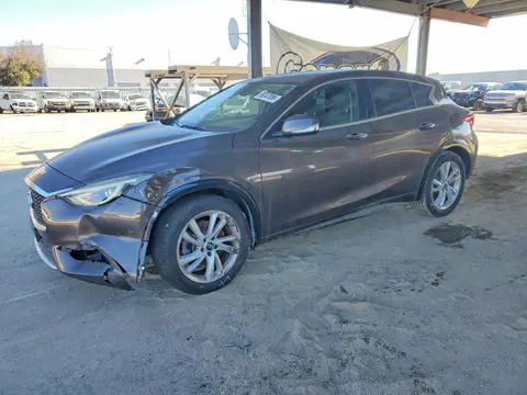 SJKCH5CP8JA048589 — 2018 Infiniti QX30, Передняя часть (Front End), фото до ремонта