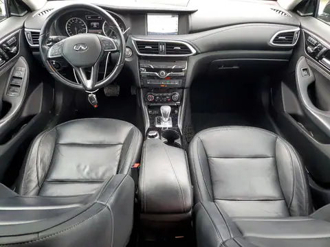 SJKCH5CR5JA048373 — 2018 Infiniti QX30, фото 8 с аукциона Copart, Подтопление