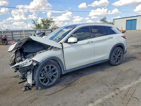 3PCAJ5M11KF105877 — 2019 Infiniti QX50, Передняя часть (Front End), фото до ремонта