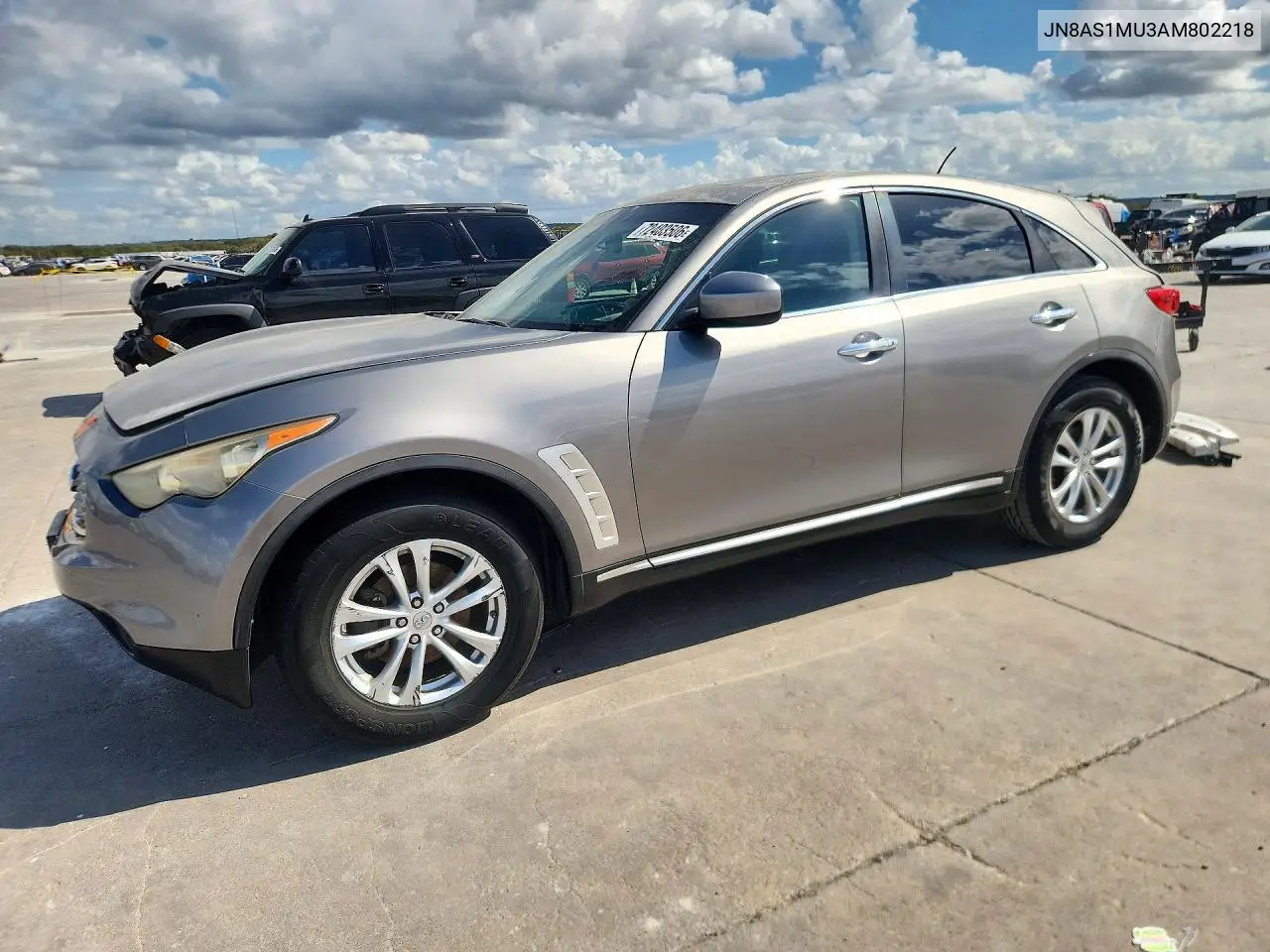 JN8AS1MU3AM802218 Infiniti QX70 2010 — повреждение Задняя часть, фото до ремонта