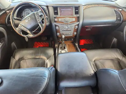 JN8AZ2NE0E9063231 — 2014 Infiniti QX80, фото 8 с аукциона Copart, Передняя часть