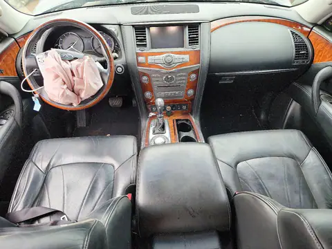 JN8AZ2NE2H9152397 — 2017 Infiniti QX80, фото 8 с аукциона Copart, Передняя часть