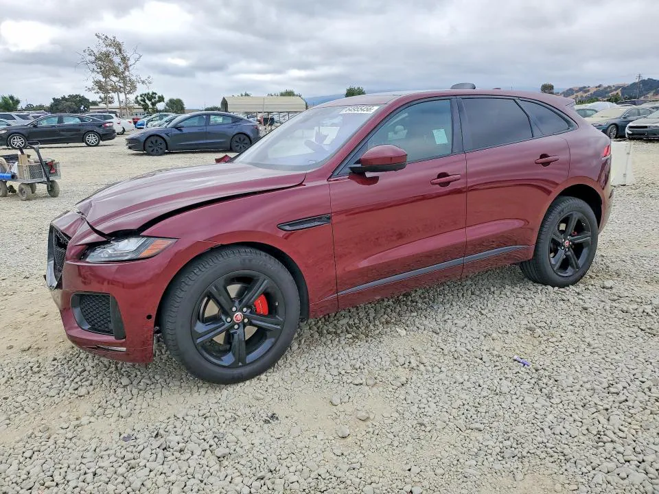 2017 Jaguar F-Pace VIN SADCM2BVXHA076020 фото 1