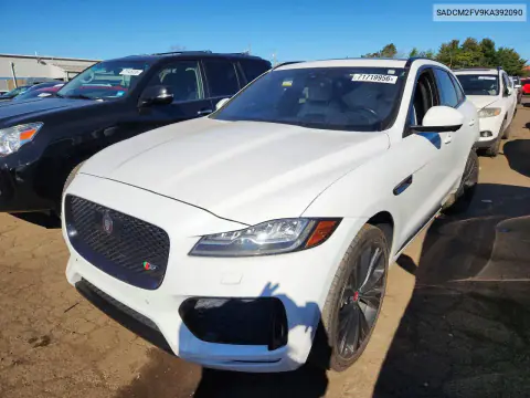 SADCM2FV9KA392090 — 2019 Jaguar F-Pace, Задняя часть, фото до ремонта
