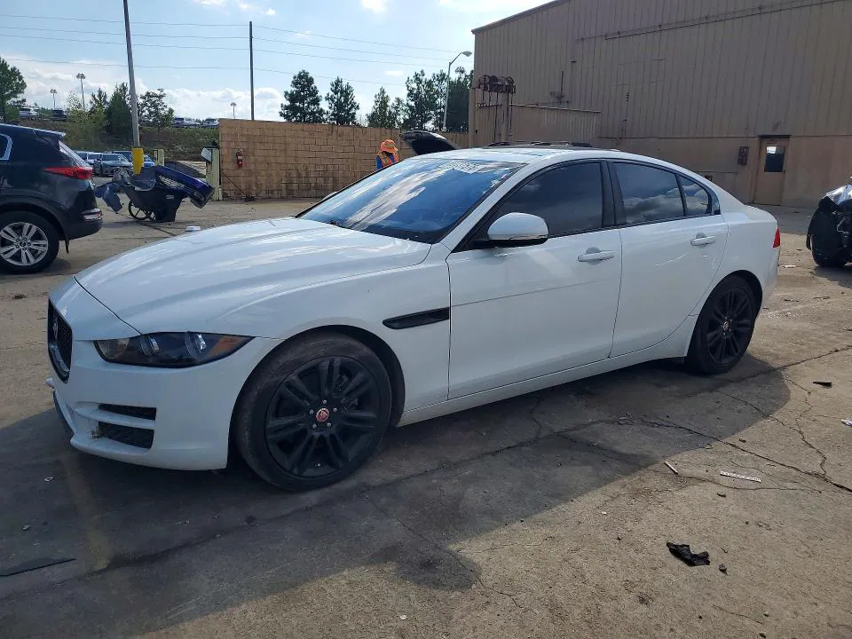 2017 JAGUAR XE VIN SAJAE4BN5HA968625 фото 1
