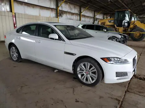 2017 JAGUAR XF PREMIUM VIN SAJBD4BVXHCY35581 фото 4
