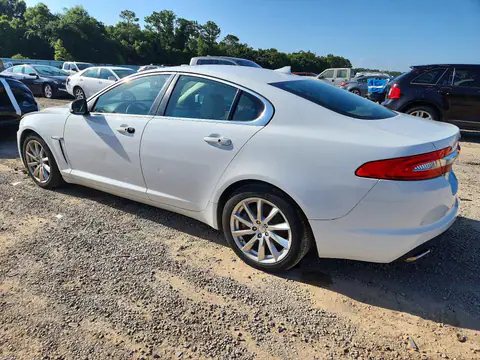 SAJWA0FS2FPU68426 — 2015 Jaguar XF, фото 2 с аукциона Copart 15.09.2026, Передняя часть