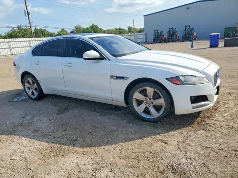 2018 JAGUAR XF VIN SAJBR4FX7JCY70596 фото 4