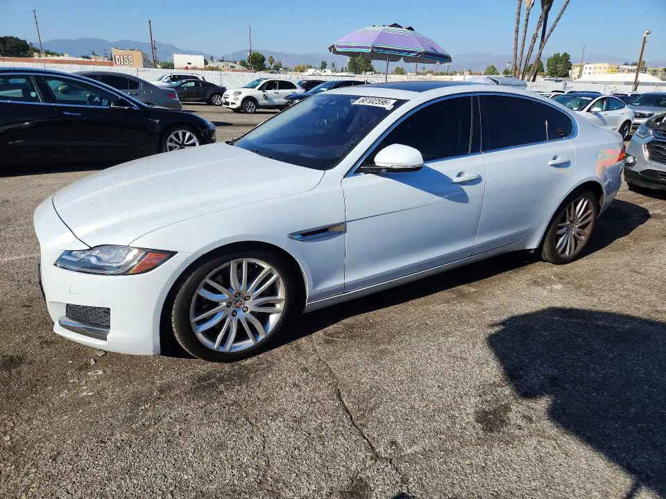 2018 Jaguar XF VIN SAJBH4EV2JCY53367 фото 1