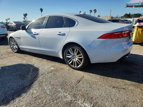 2018 Jaguar XF VIN SAJBH4EV2JCY53367 фото 2