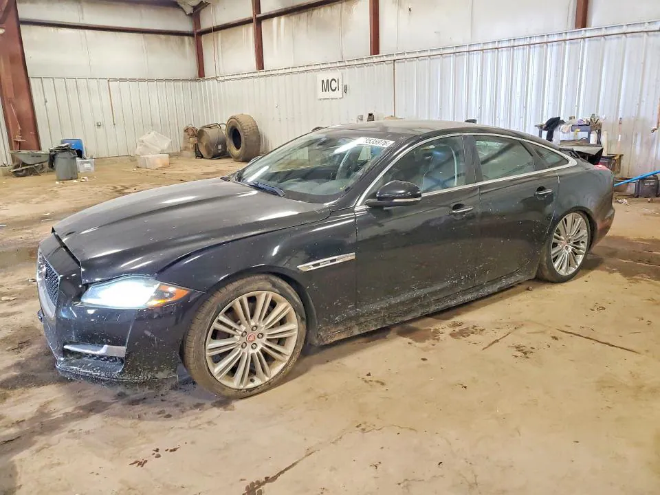 2016 JAGUAR XJ VIN SAJXJ1CD3G8V95424 фото 1