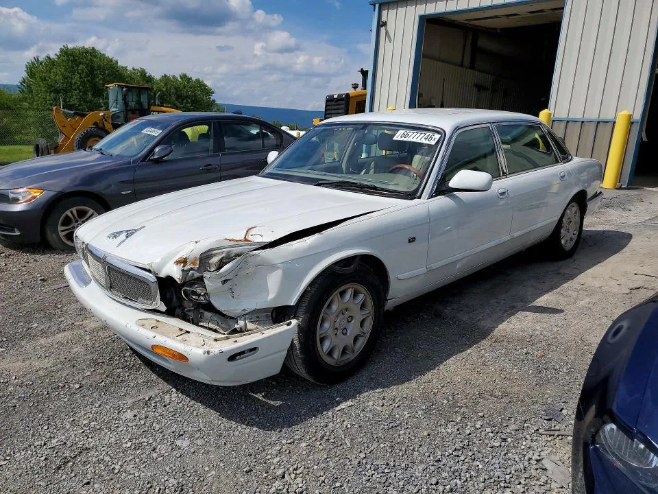 1998 JAGUAR XJ8 VIN SAJHX624XWC847425 фото 1