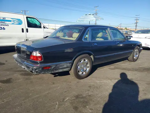 2001 JAGUAR XJR VIN SAJDA24C41LF31902 фото 3