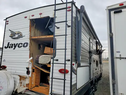 2019 Jayco Jay Trailers VIN 1UJBJ0BR8K75D0191 фото 4