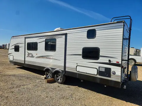 2018 Jayco Jay Flight VIN 1UJBJ0BR6J75X0353 фото 3
