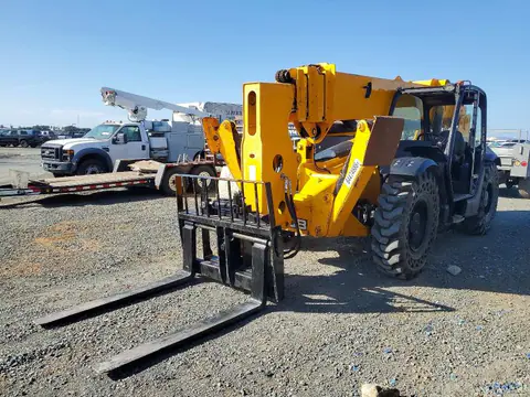 2021 Jcb Agriculture And Farm Equipment VIN JCB5CH2GLM3059038 фото 2