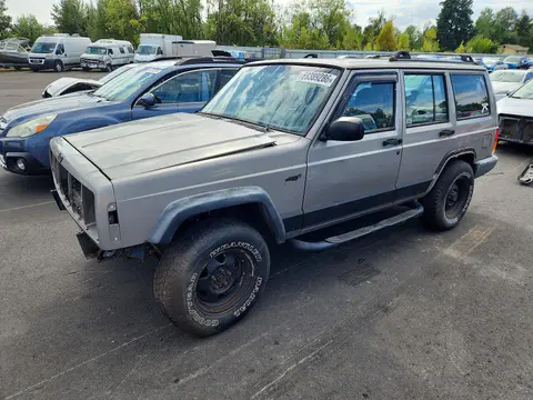 1J4FT28S2YL243705 — 2000 Jeep Cherokee, Разукомплектован (Stripped), фото до ремонта