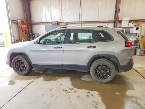 2015 Jeep Cherokee VIN 1C4PJMAB7FW604640 фото 2