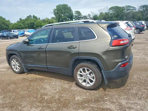 2015 Jeep Cherokee VIN 1C4PJLCB2FW629002 фото 2
