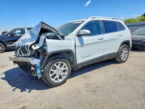 1C4PJLCB8FW759768 — 2015 Jeep Cherokee, Передняя часть (Front End), фото до ремонта