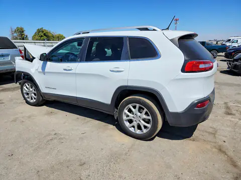 2015 Jeep Cherokee VIN 1C4PJLCB8FW759768 фото 2