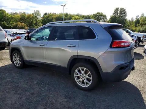 2015 Jeep Cherokee VIN 1C4PJLCS3FW597046 фото 2