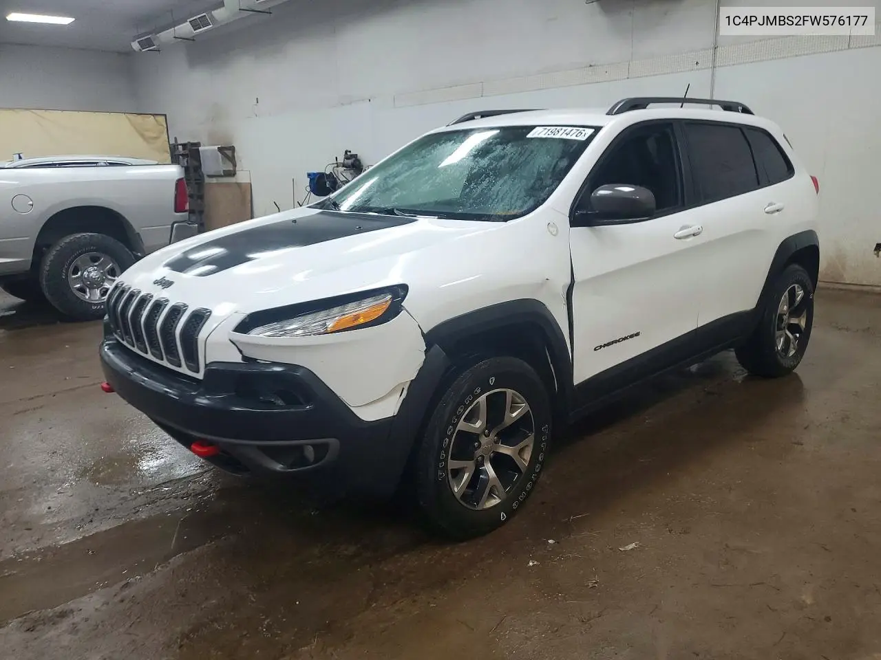 2015 Jeep Cherokee Trailhawk VIN 1C4PJMBS2FW576177 фото 1