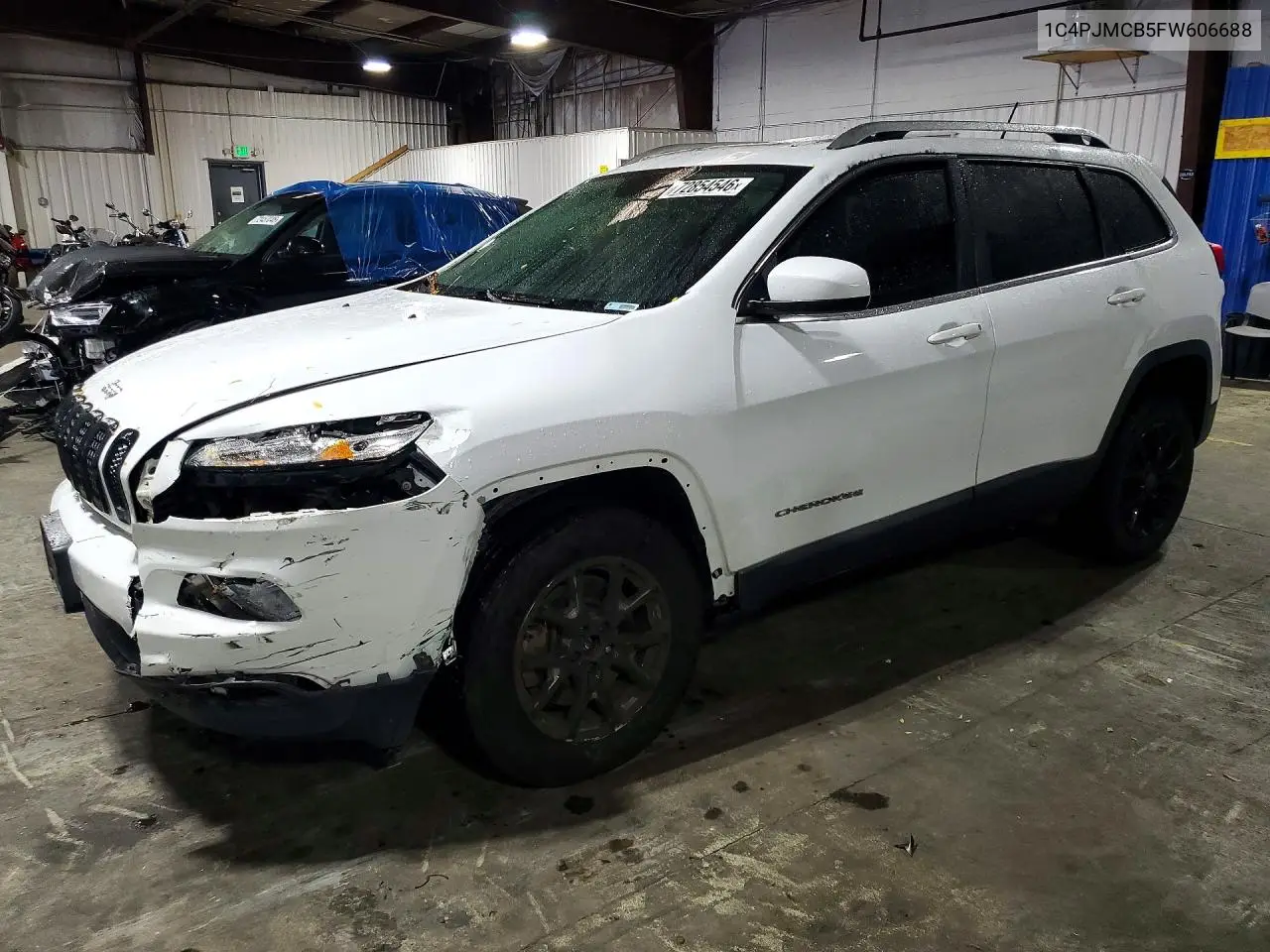 1C4PJMCB5FW606688 Jeep Cherokee 2015 — повреждение Передняя часть, фото до ремонта
