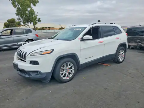 1C4PJLCB2GW113692 — 2016 Jeep Cherokee, Передняя часть (Front End), фото до ремонта