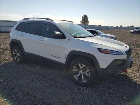 1C4PJMBS0GW261945 — 2016 Jeep Cherokee, фото 4 с аукциона Copart 14.10.2026, Передняя часть