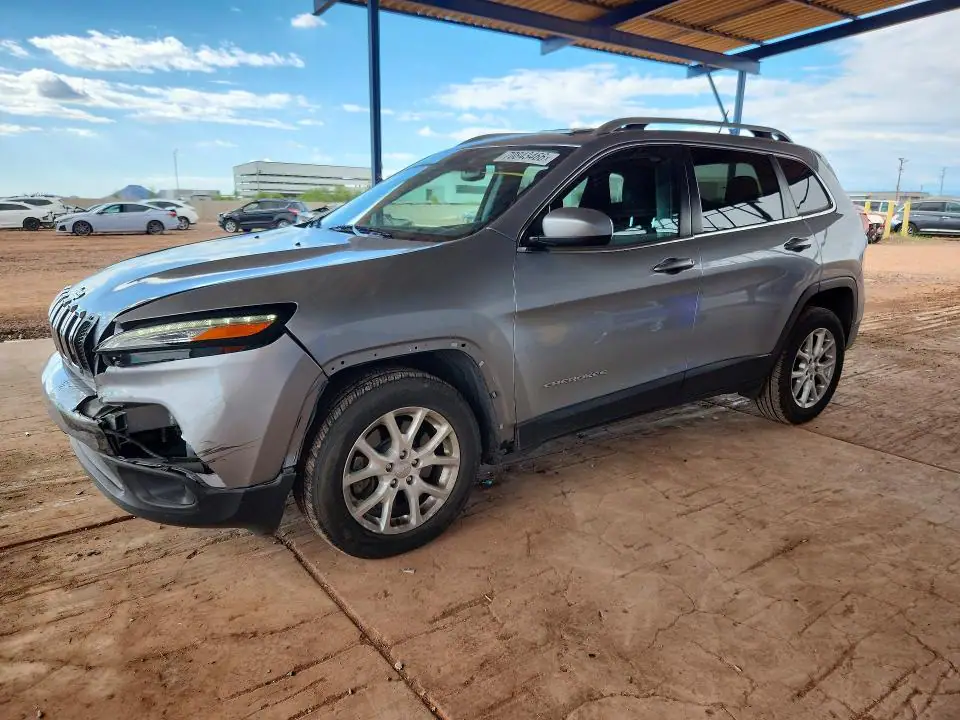 1C4PJLCB2GW216398 Jeep Cherokee 2016 — повреждение Передняя часть, фото до ремонта