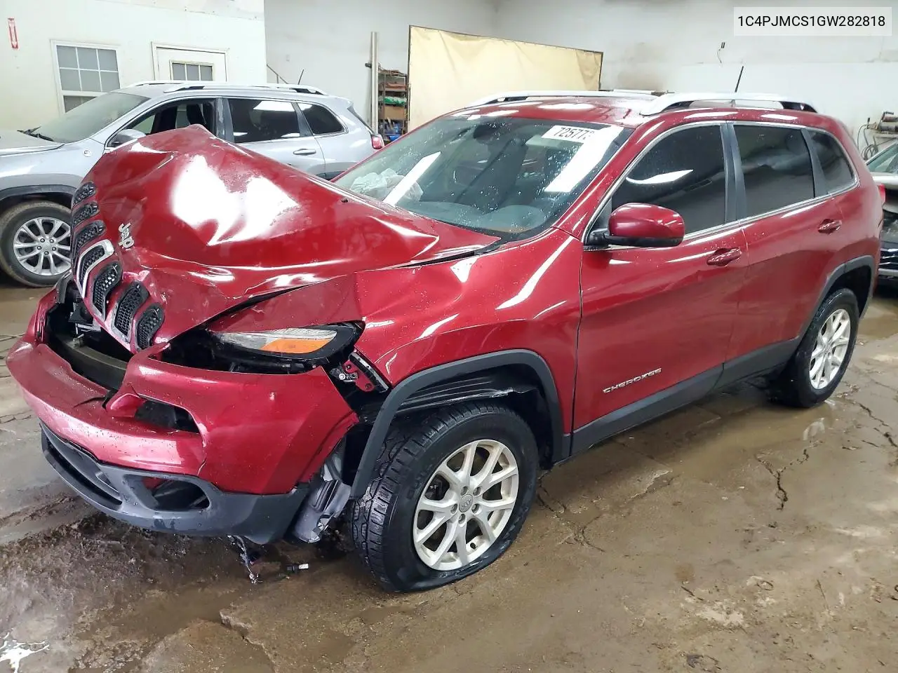 1C4PJMCS1GW282818 Jeep Cherokee 2016 — повреждение Передняя часть, фото до ремонта