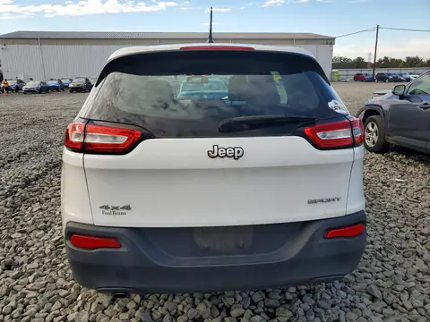 1C4PJMAB5GW102937 — 2016 Jeep Cherokee, Мелкие вмятины и царапины, фото до ремонта
