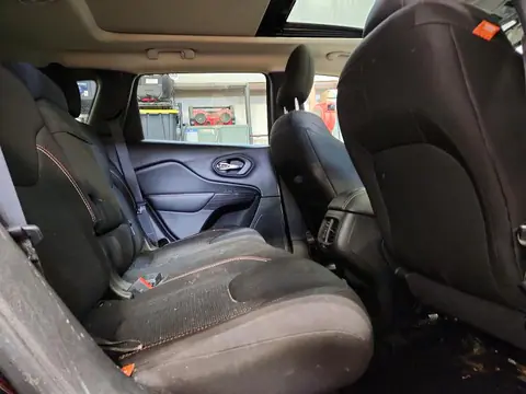 2017 Jeep Cherokee VIN 1C4PJMCS0HW578981 фото 11