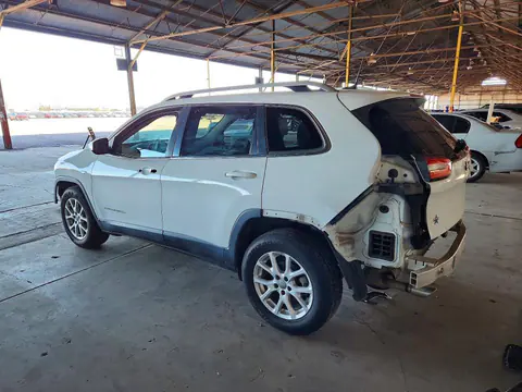 2017 Jeep Cherokee VIN 1C4PJLCB4HW668256 фото 2