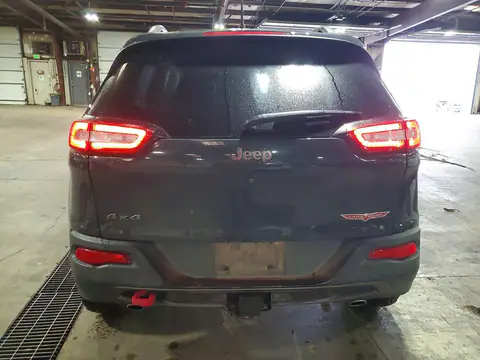 1C4PJMBS4HW564079 — 2017 Jeep Cherokee, фото 6 с аукциона Copart, Передняя часть