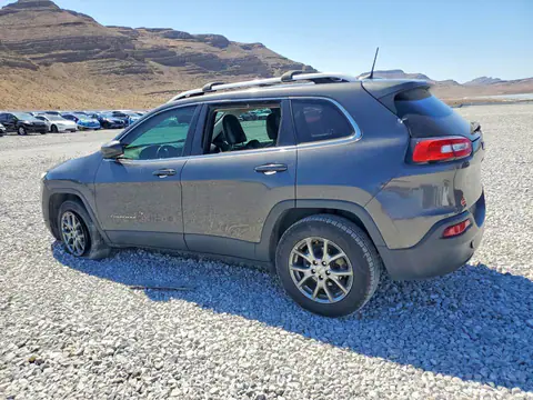 1C4PJLLB5JD612232 — 2018 Jeep Cherokee, фото 2 с аукциона Copart 30.09.2026, Вандализм