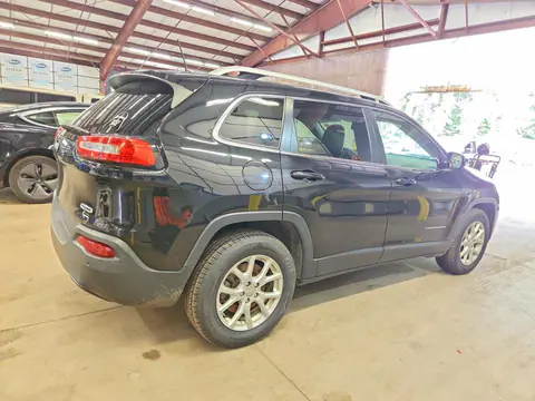 2018 Jeep Cherokee VIN 1C4PJMLBXJD520992 фото 3