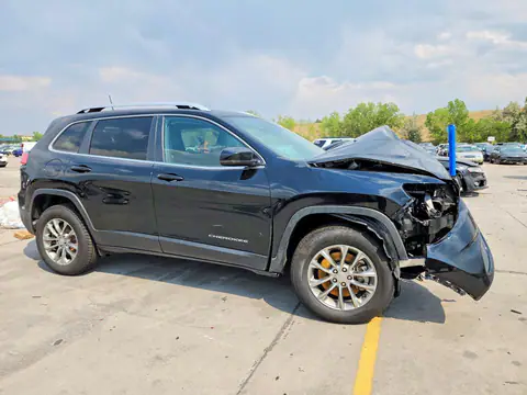 1C4PJMLN6KD356037 — 2019 Jeep Cherokee, фото 4 с аукциона Copart 30.09.2026, Передняя часть