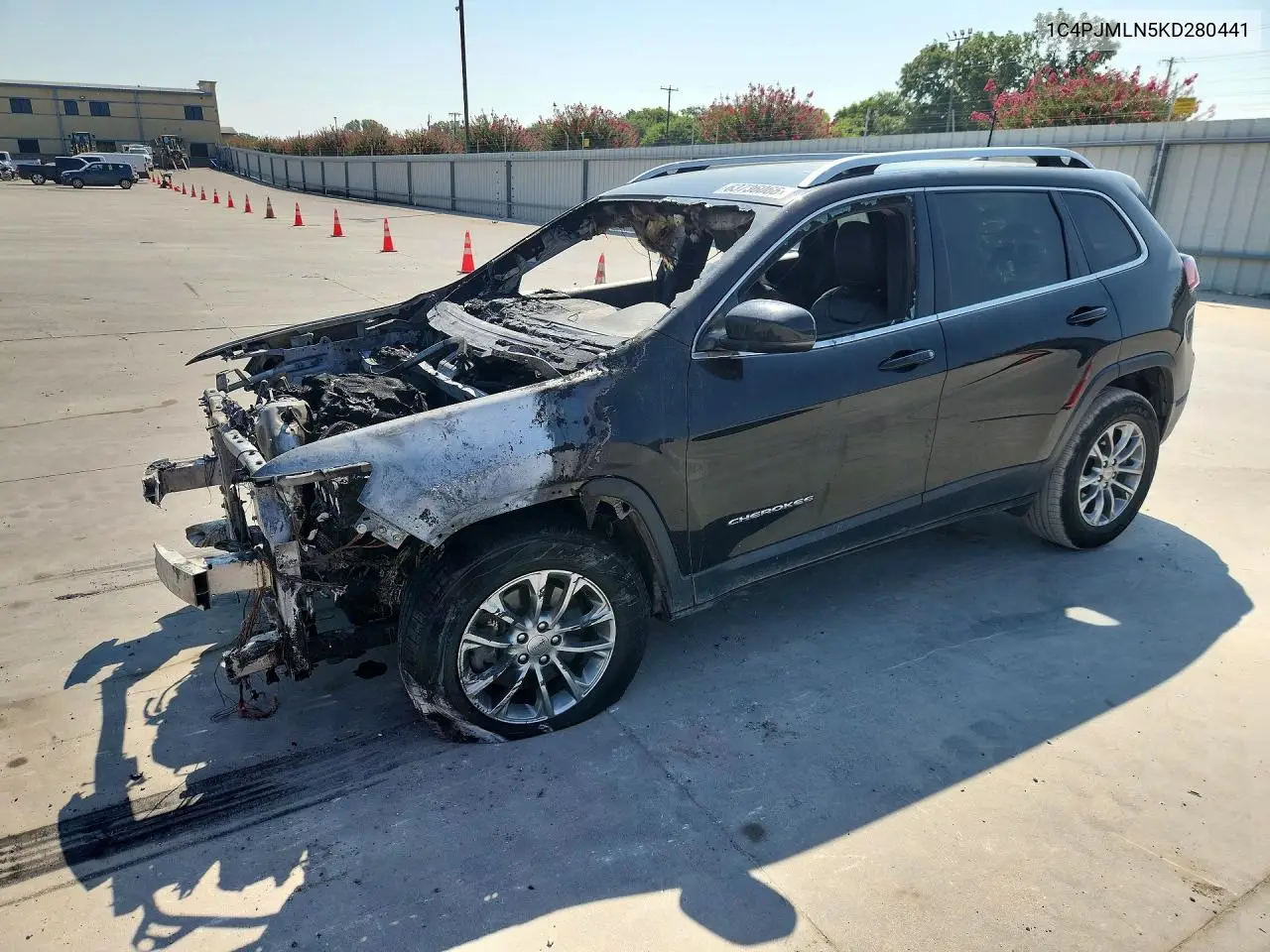 2019 Jeep Cherokee Latitude Plus VIN 1C4PJMLN5KD280441 фото 1