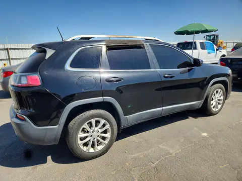 2019 Jeep Cherokee VIN 1C4PJLCX7KD220172 фото 3