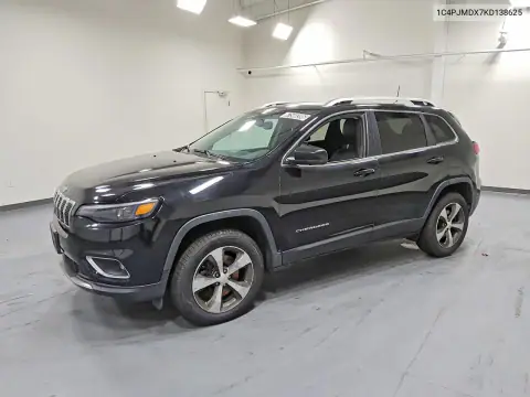 1C4PJMDX7KD138625 — 2019 Jeep Cherokee, Сторона, фото до ремонта