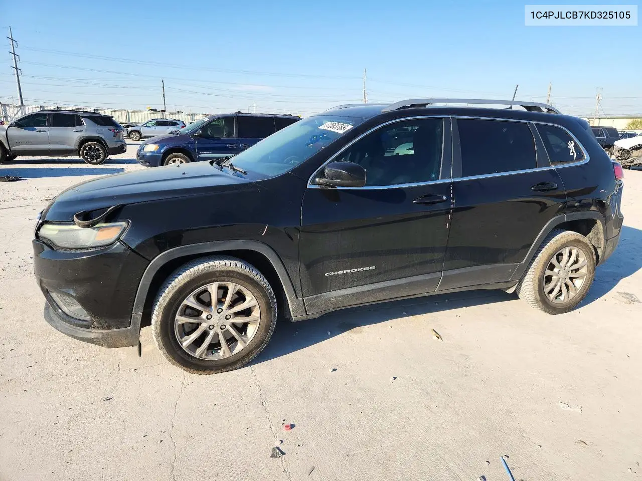 2019 Jeep Cherokee Latitude VIN 1C4PJLCB7KD325105 фото 1
