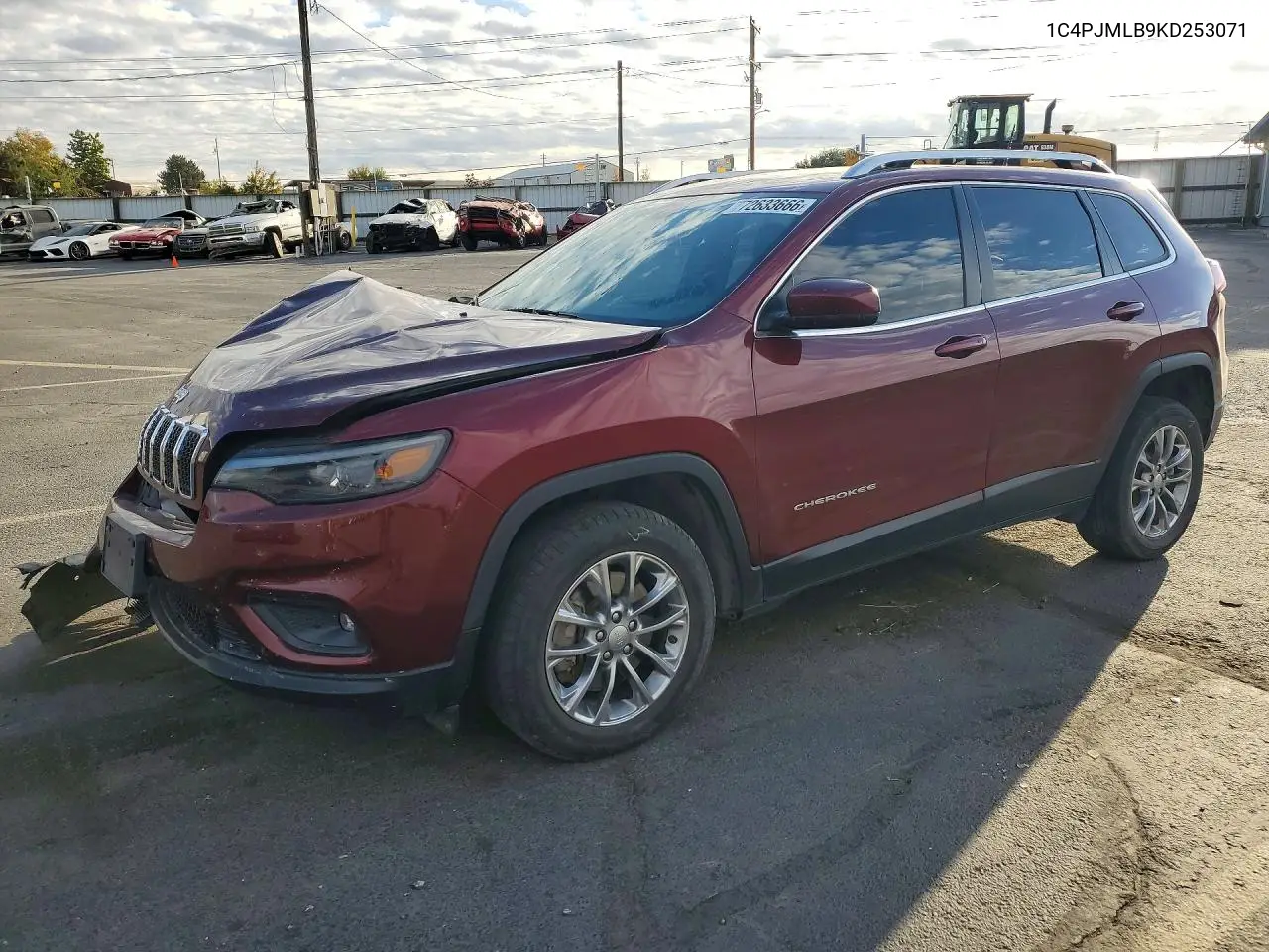 1C4PJMLB9KD253071 Jeep Cherokee 2019 — повреждение Передняя часть, фото до ремонта