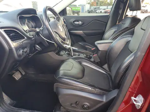 1C4PJMLB9KD253071 — 2019 Jeep Cherokee, фото 7 с аукциона Copart, Передняя часть