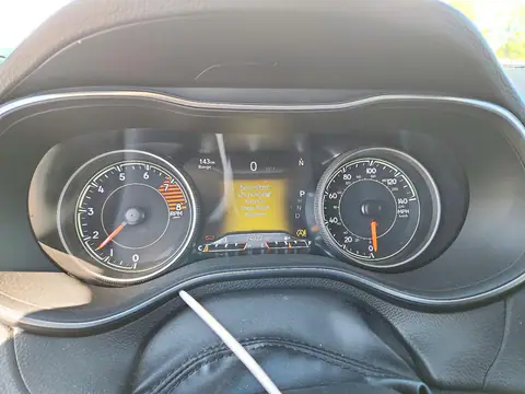 1C4PJMDX2KD488888 — 2019 Jeep Cherokee, фото 9 с аукциона Copart, Передняя часть