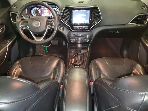 1C4PJMDX6KD197939 — 2019 Jeep Cherokee, фото 8 с аукциона Copart, Передняя часть