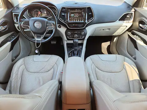 1C4PJLDX7KD243417 — 2019 Jeep Cherokee, фото 8 с аукциона Copart, Передняя часть